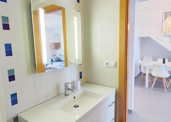 Apartament Jardines De Deveses By Costa *